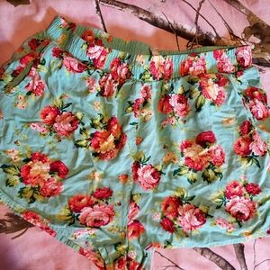 "LA HEARTS" Floral shorts